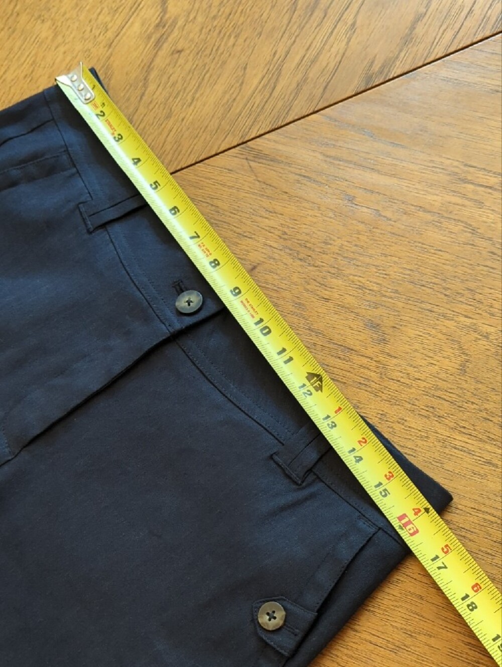 J. Jill Women's Dark Navy Blue Tailored Bermuda Linen Shorts with Button Details - Picture 6 of 8